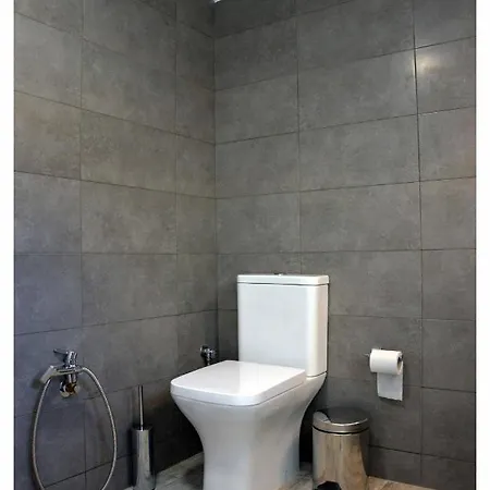 Renovated Next To Old Town