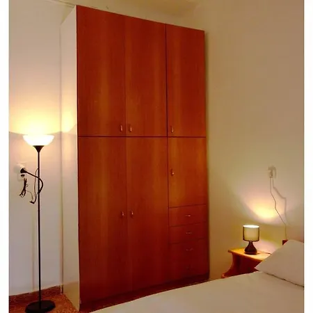 Renovated Next To Old Town Hébergement de vacances